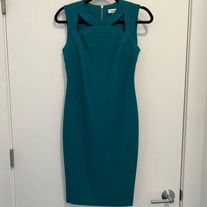 Calvin Klein emerald cut out short sleeve dress size 2